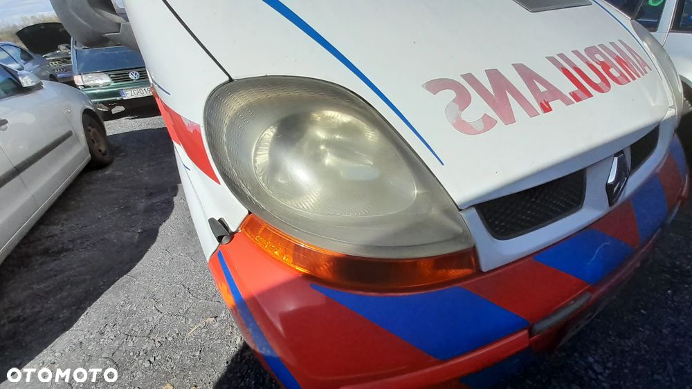RENAULT TRAFIC II LAMPA LEWY PRAWY PRZÓD PRZEDNIA LEWA PRAWA nr. 93/3 - 2