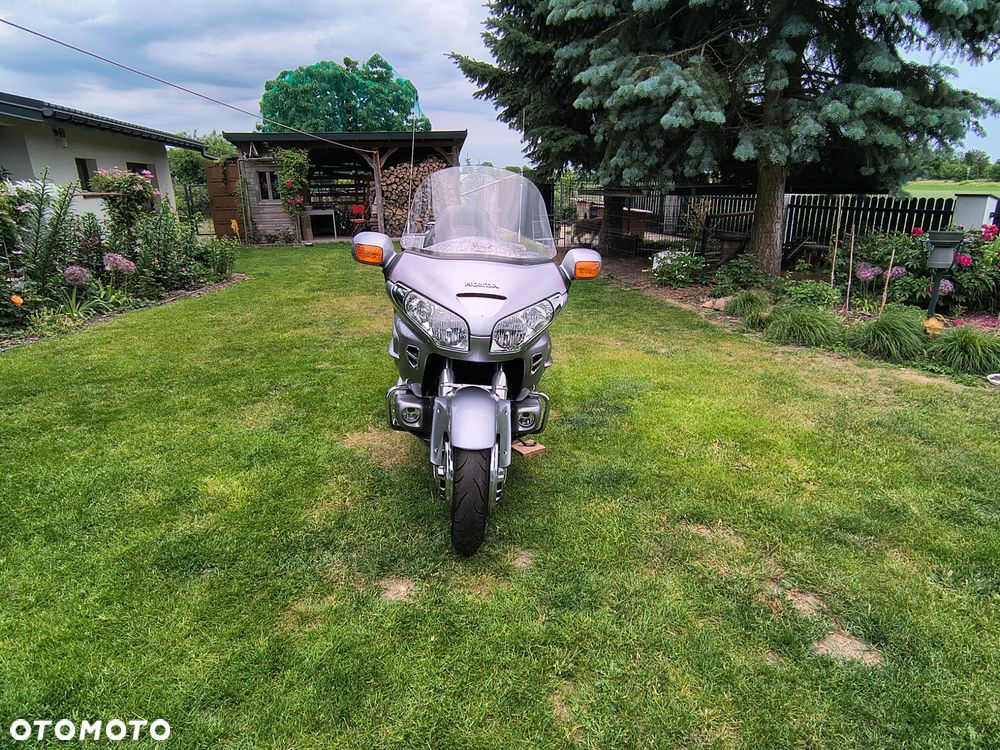 Honda GL - 5