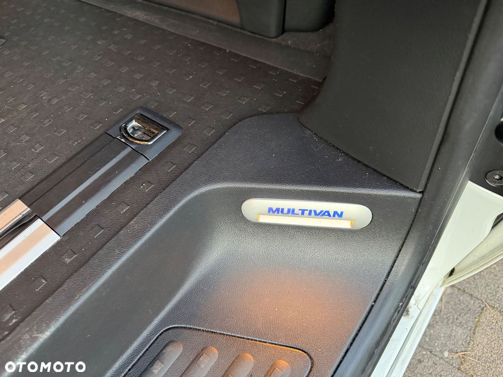 Volkswagen Multivan 2.0 TDI L1 Business 4Motion DSG - 22