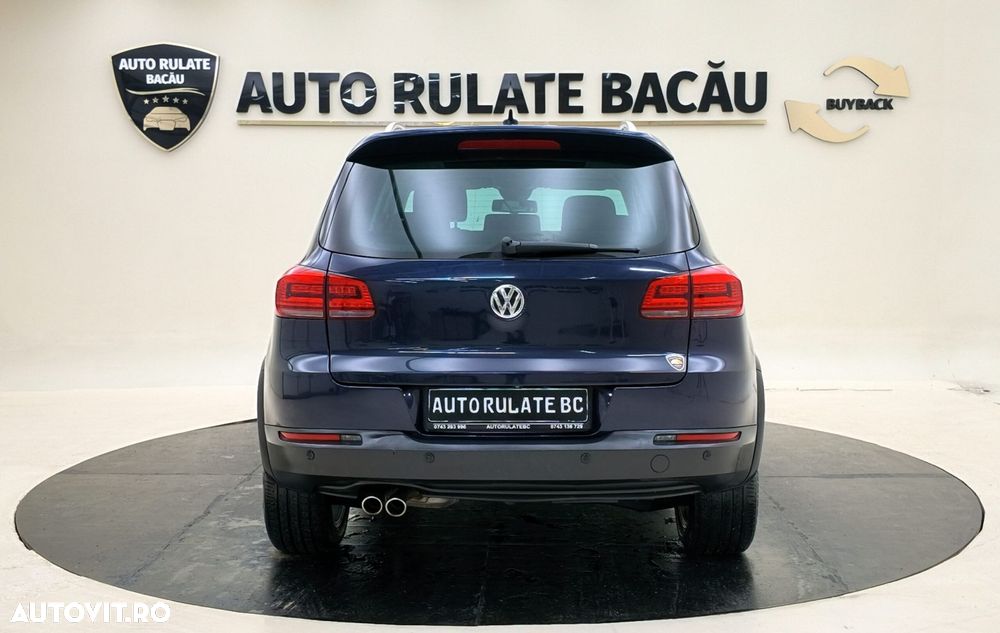 Volkswagen Tiguan - 11