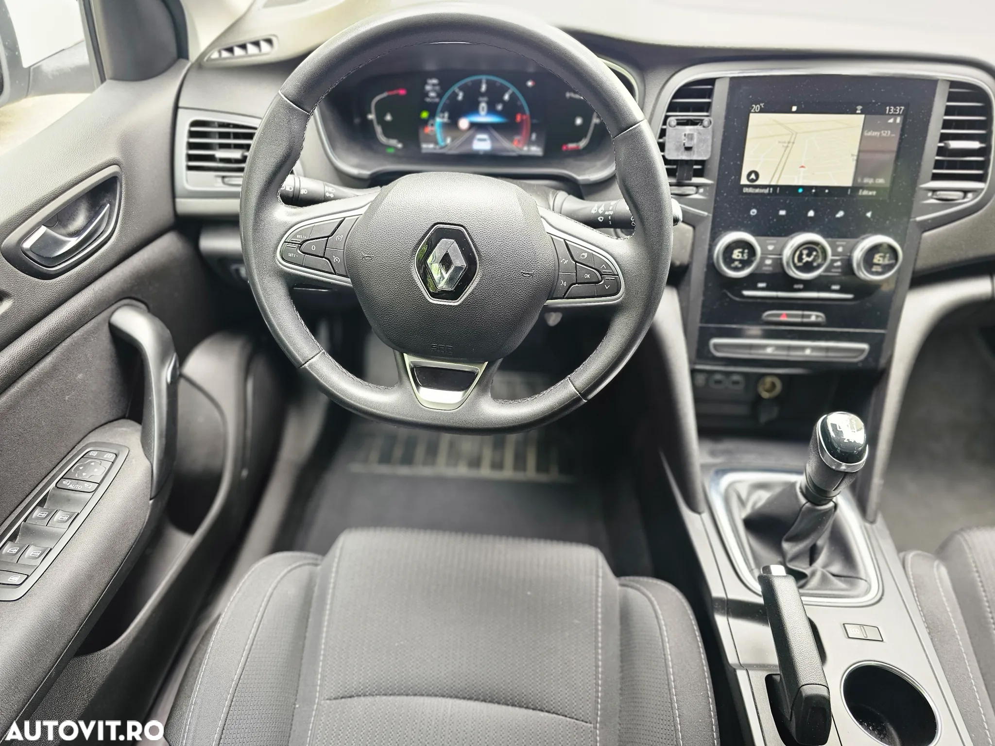 Renault Megane Blue dCi 116 Intens - 19