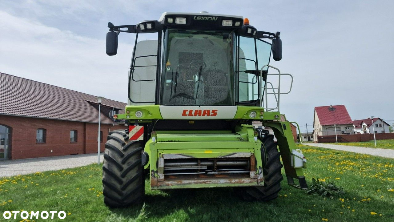 Claas kombajn CLAAS Lexion 550 / 560 + Heder V750 - 13