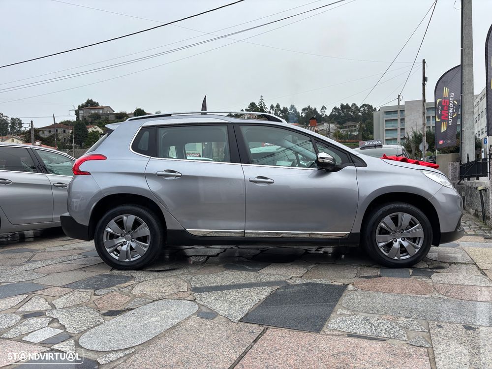 Peugeot 2008 - 5