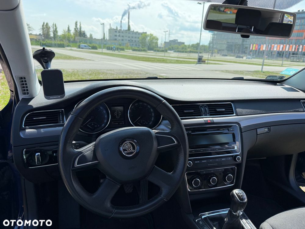 Skoda Superb 2.0 TDI Active - 6
