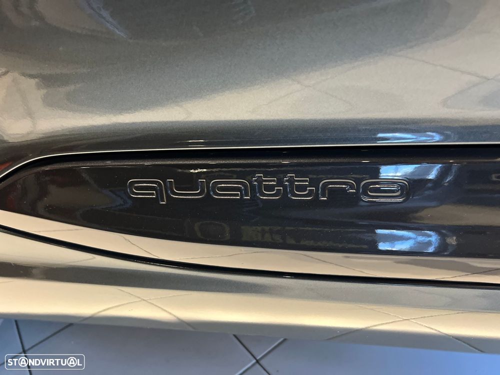 Audi SQ7 TDI quattro Tiptronic - 13