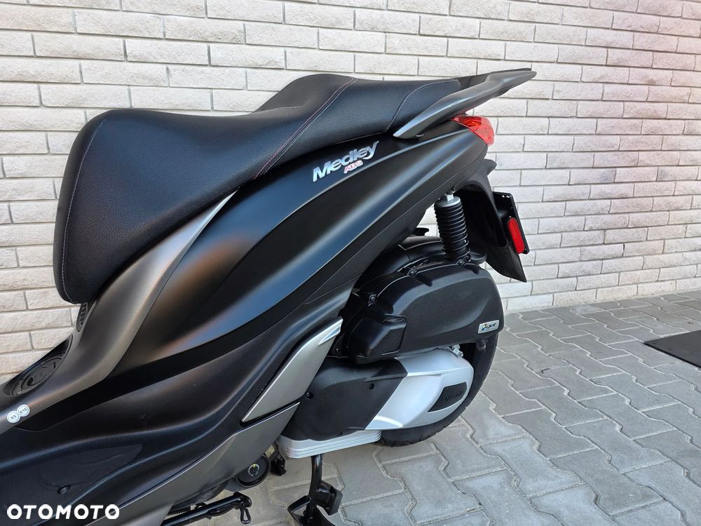 Piaggio Medley - 5