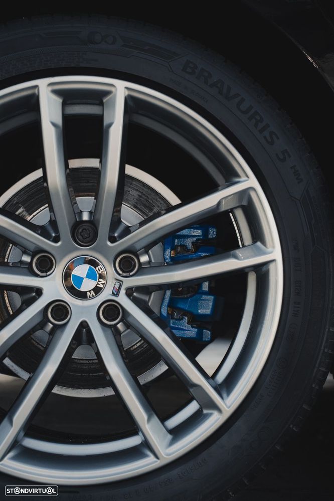 BMW 318 d Line Sport Auto - 11