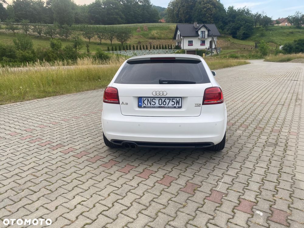 Audi A3 Sportback - 4