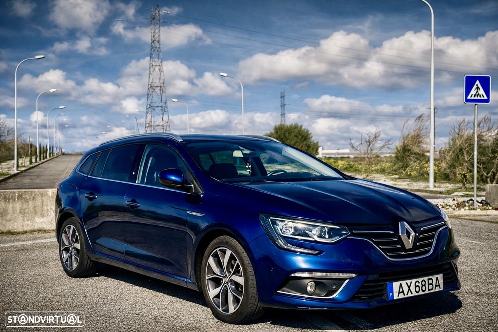 Renault Mégane Sport Tourer 1.5 dCi Bose Edition J18 - 4