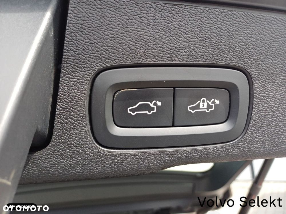 Volvo XC 60 - 21