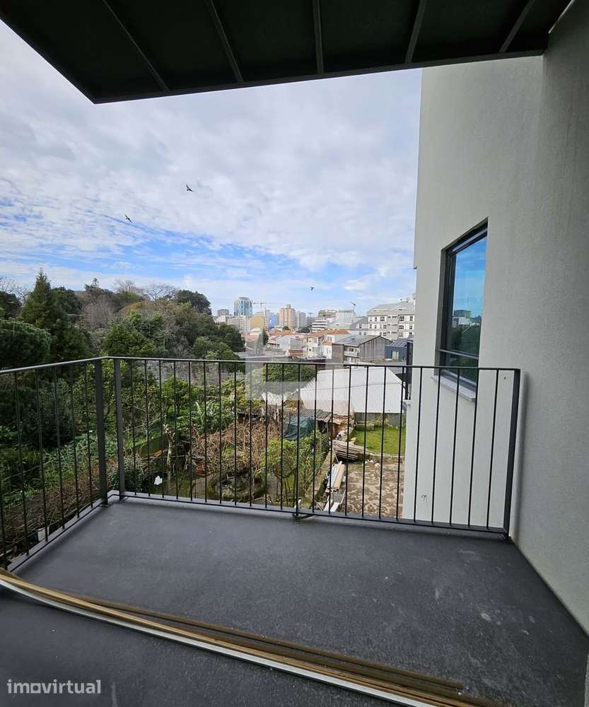 Apartamento T1 Novo no Centro do Porto - Grande imagem: 2/14