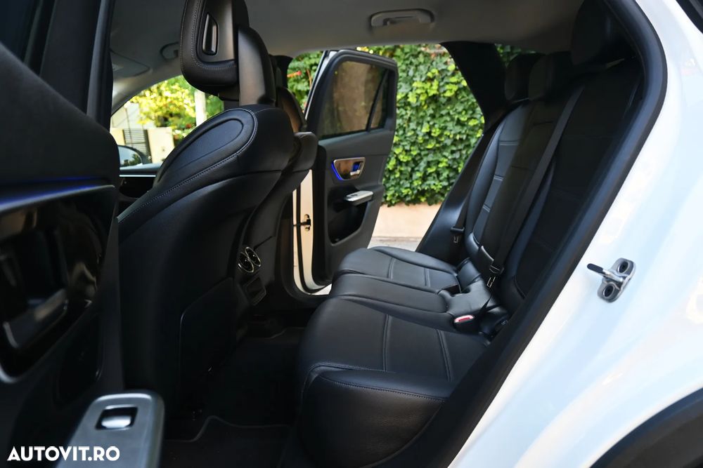Mercedes-Benz GLC 300 e 4MATIC PHEV - 8