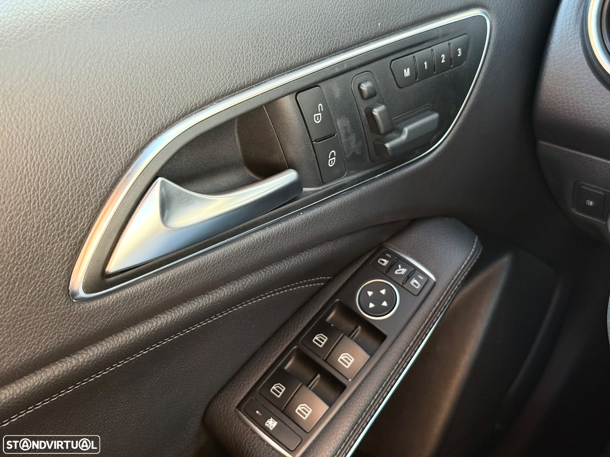 Mercedes-Benz A 45 AMG 4-Matic - 26