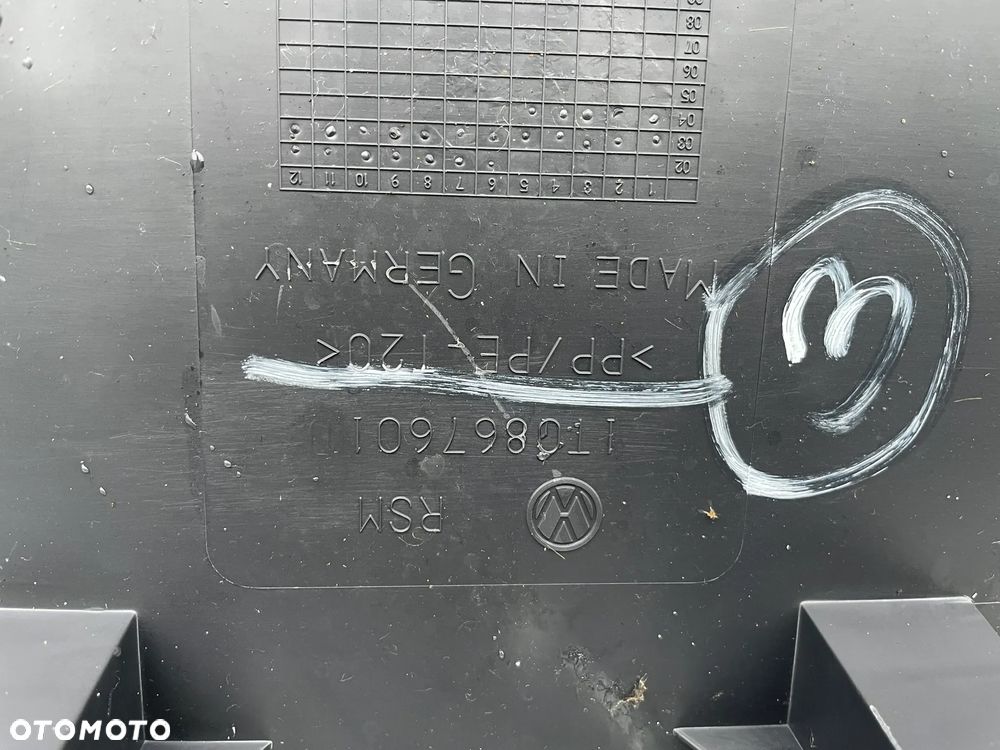 OSŁONA OBUDOWA KLAPY BAGAŻNIKA VW TOURAN I 1T0867601D - 7