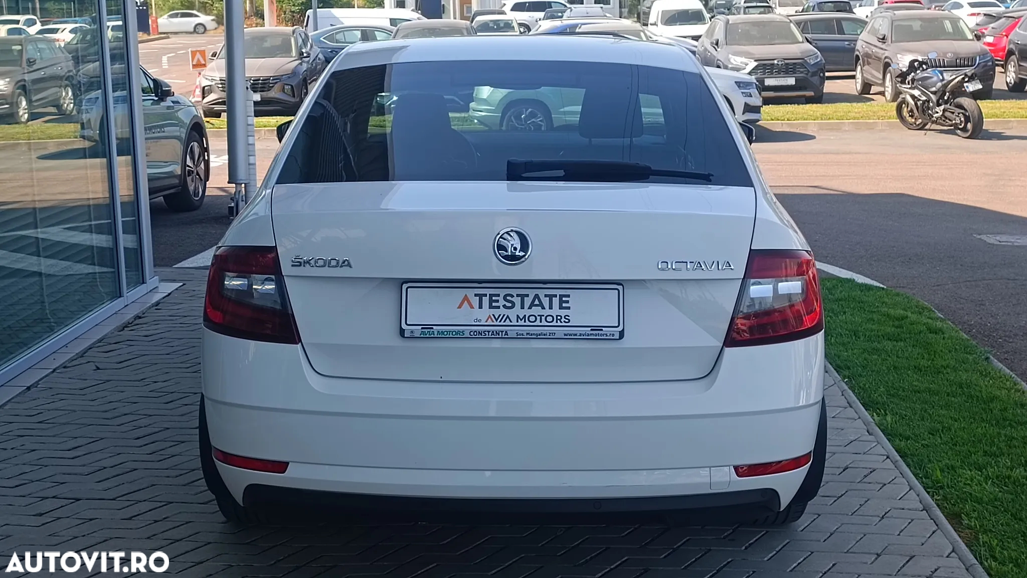Skoda Octavia 2.0 TDI STYLE - 7