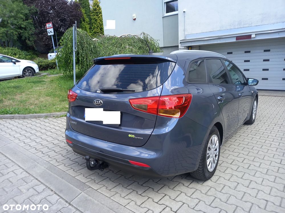 Kia Ceed 1.6 CRDi 128 Platinum Edition - 11