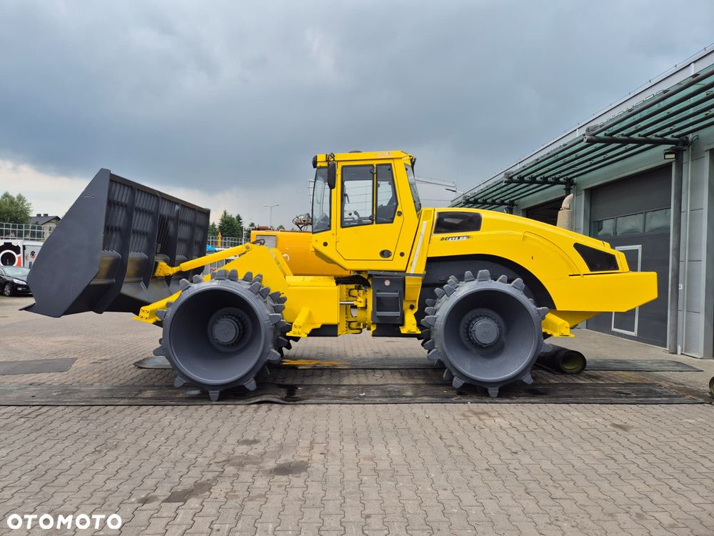 Bomag BC472 RB / KOMPAKTOR ODPADÓW / KOMPAKTOR WYSYPISKOWY 24T / ZGNIATARKA ODPADÓW / MASZYNA DO ZAGĘSZCZANIA ODPADÓW / DO SKŁADOWISK ODPADÓW / SERWISOWANY / 1 WŁ. - 12