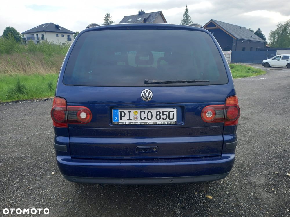 Volkswagen Sharan 1.8 5V Turbo Trendline - 4