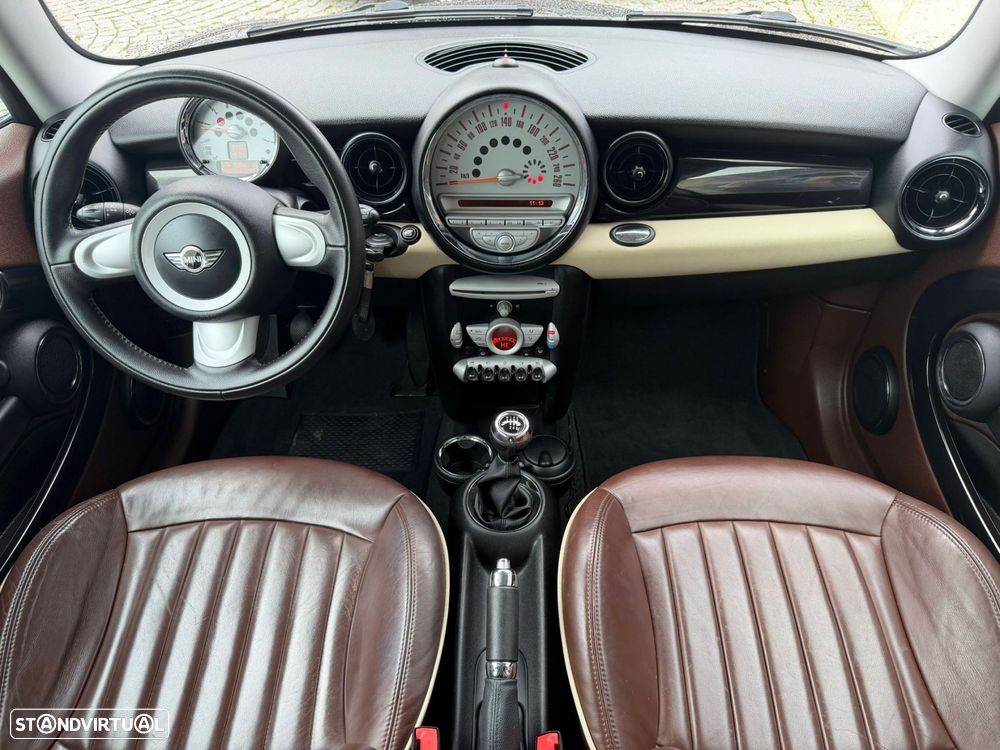 MINI Clubman Cooper D - 7