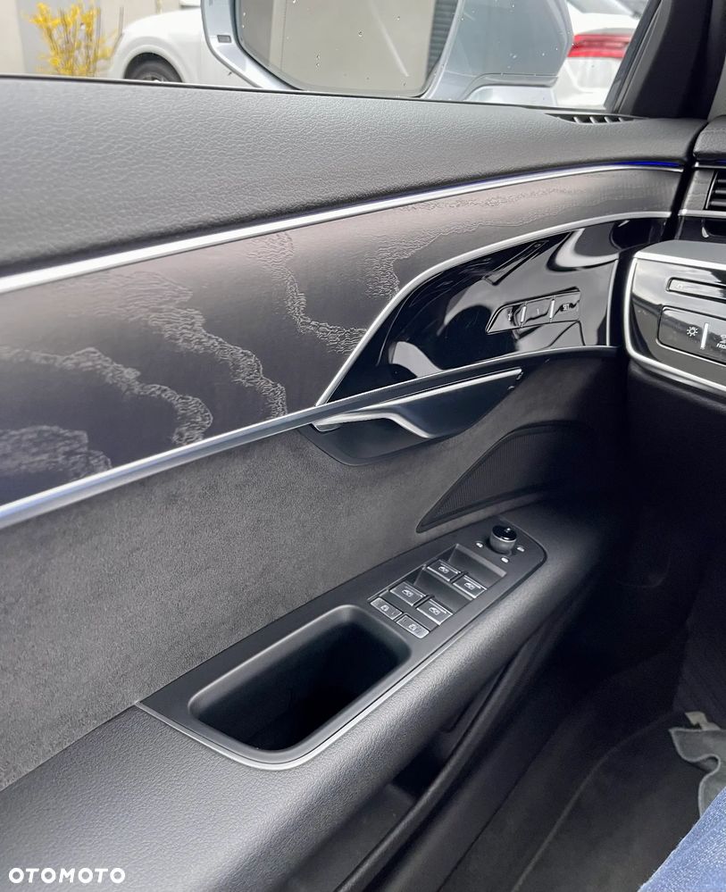 Audi A8 55 TFSI quattro tiptronic - 23