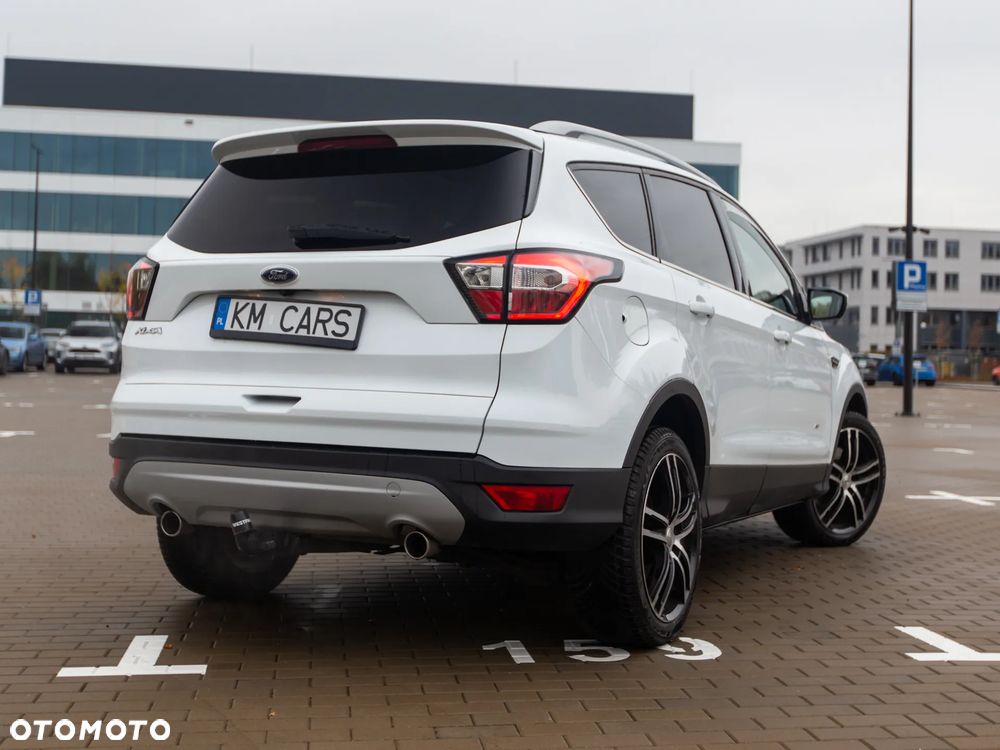 Ford Kuga 2.0 TDCi 4x4 Titanium - 12