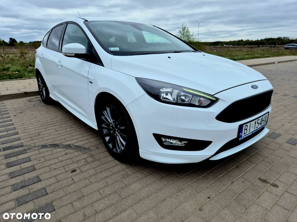 Ford Focus 1.5 EcoBoost ST-Line ASS - 9