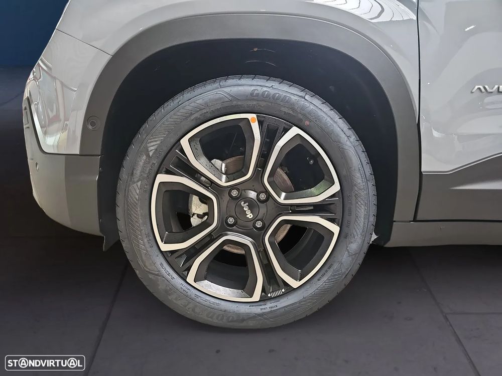 Jeep Avenger 1.2 GSE T3 Altitude - 9