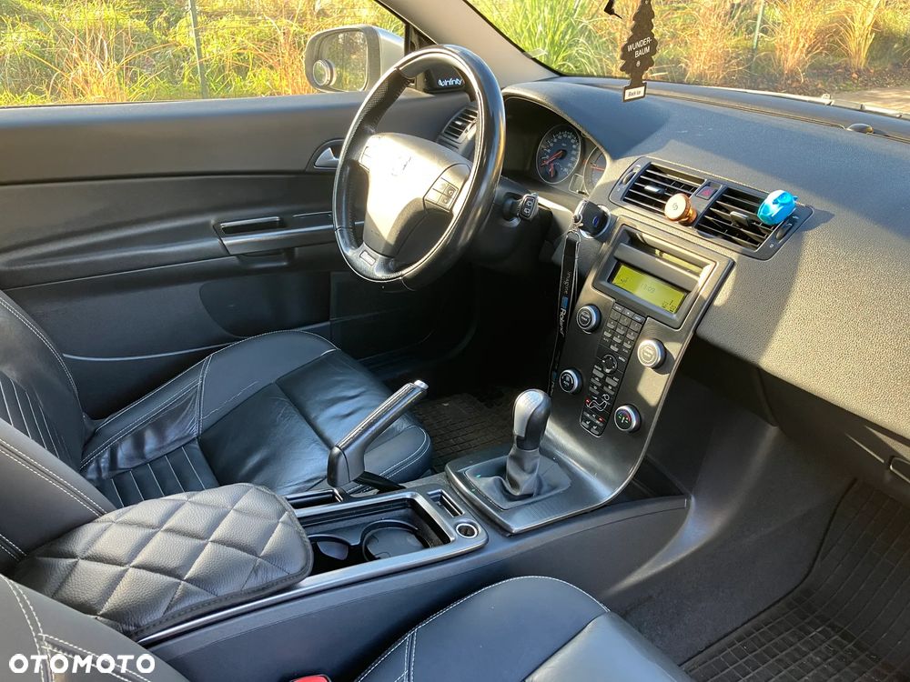 Volvo C30 D2 R-Design - 8