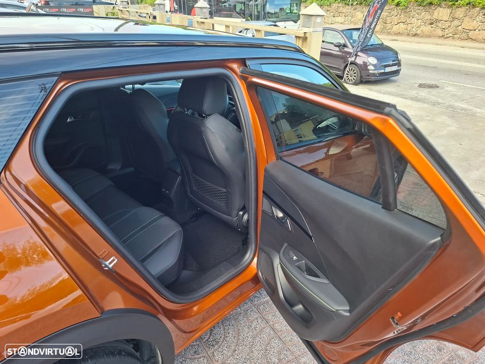 Peugeot 2008 PureTech 130 Stop&Start GT-Line Edition — fotografia 29