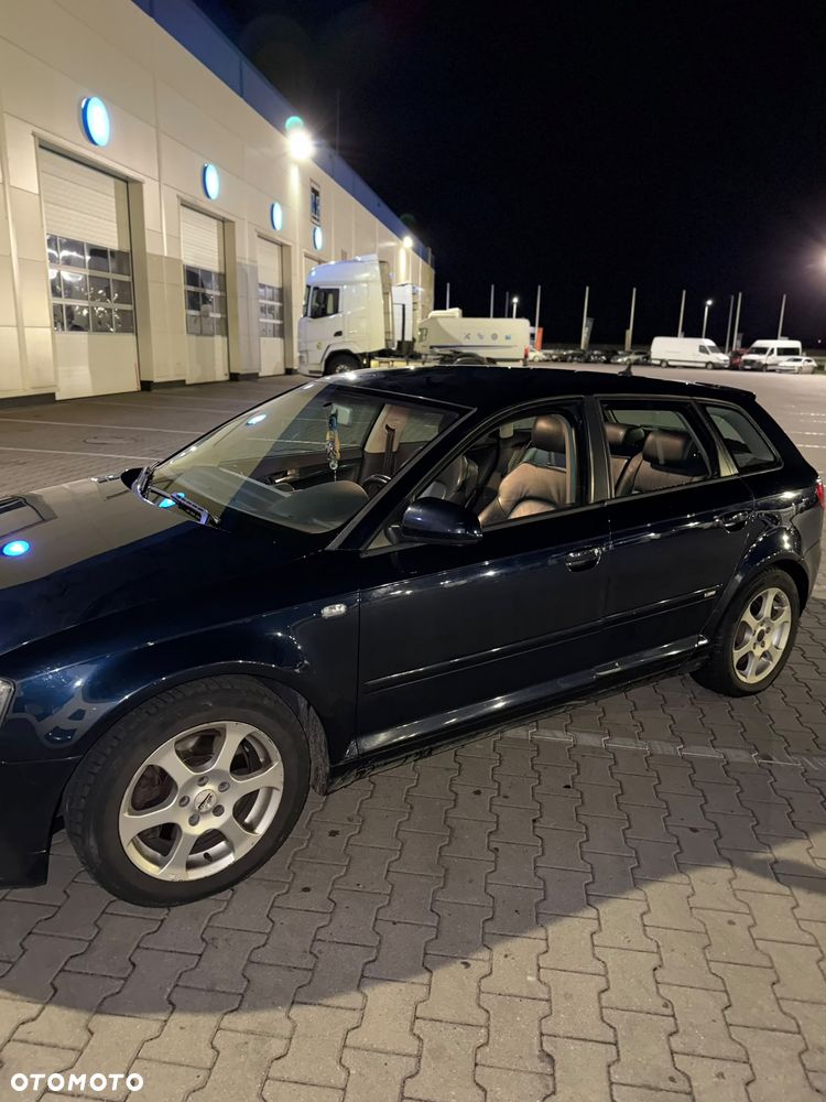 Audi A3 Sportback 2.0 TDI DPF Ambition S tronic - 5