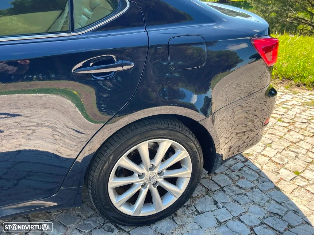 Lexus IS 220 d Sport 58 - 19