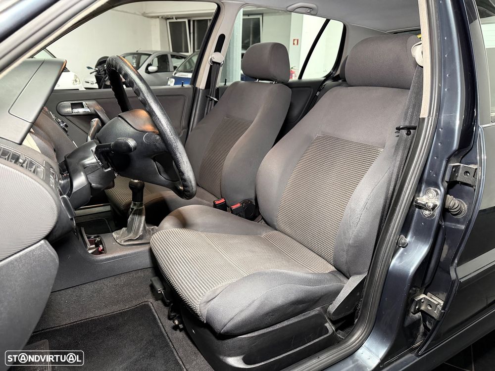 VW Polo 1.4 TDi Highline - 13