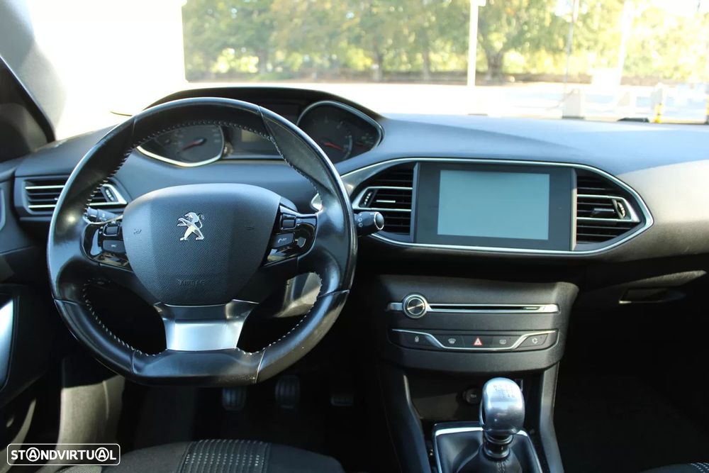 Peugeot 308 SW 1.6 BlueHDi Allure - 17
