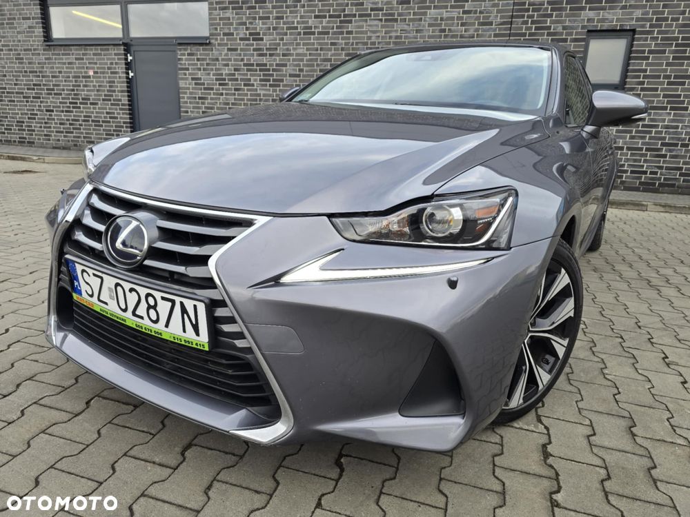 Lexus IS 300h F Sport EU6 - 2