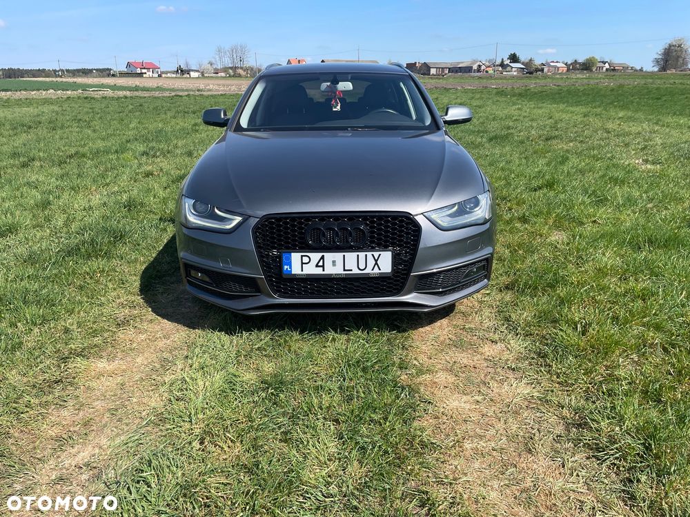 Audi A4 Avant 1.8 TFSI S line Sportpaket - 2