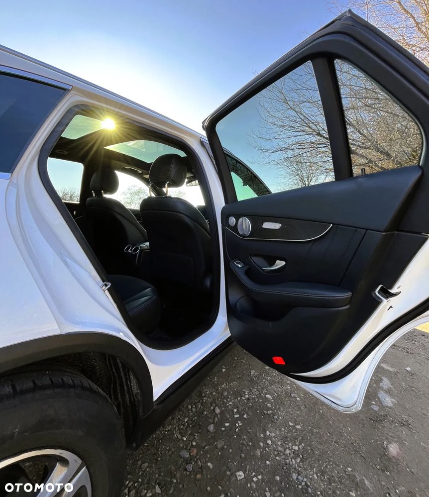 Mercedes-Benz GLC - 17