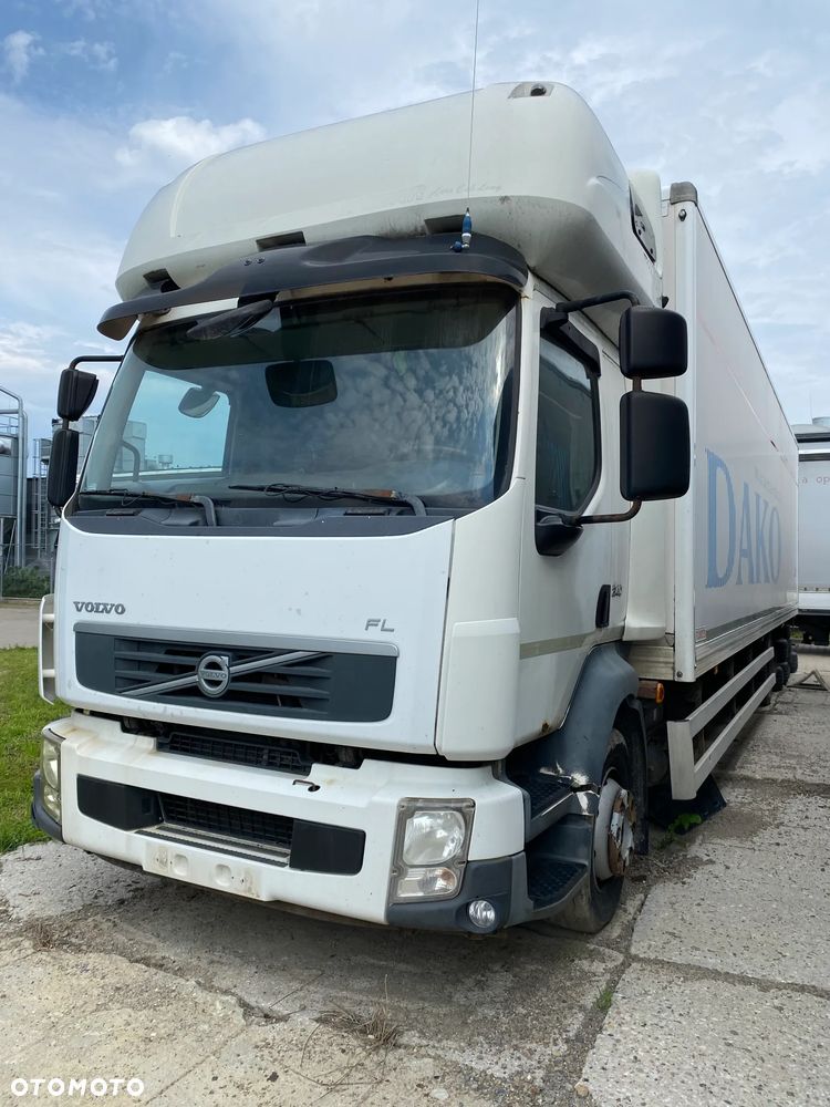 Volvo FL - 4