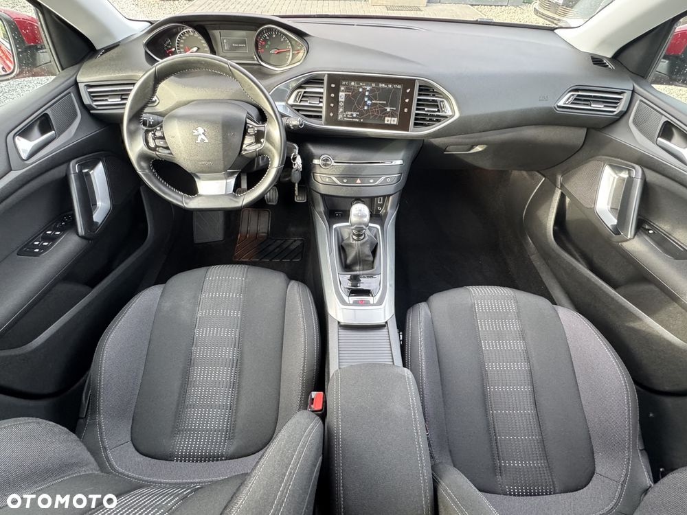 Peugeot 308 - 26