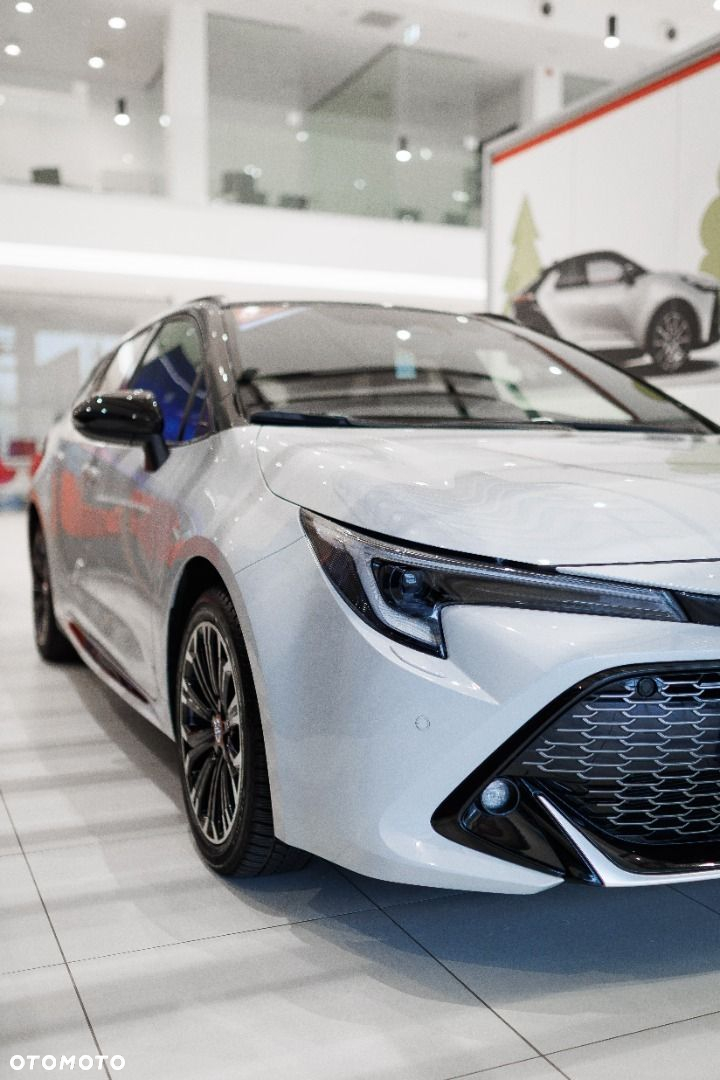 Toyota Corolla - 24