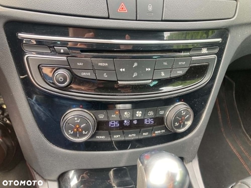 Peugeot 508 BlueHDi FAP 180 Automatik Stop&Start Allure - 21