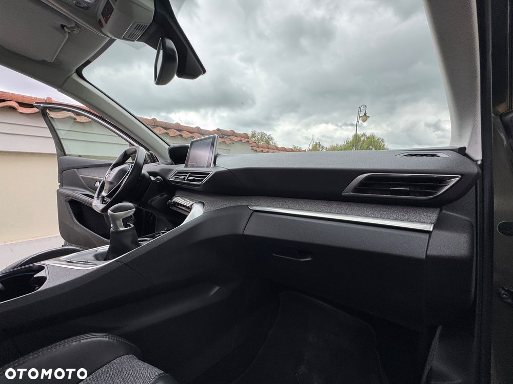 Peugeot 3008 - 33