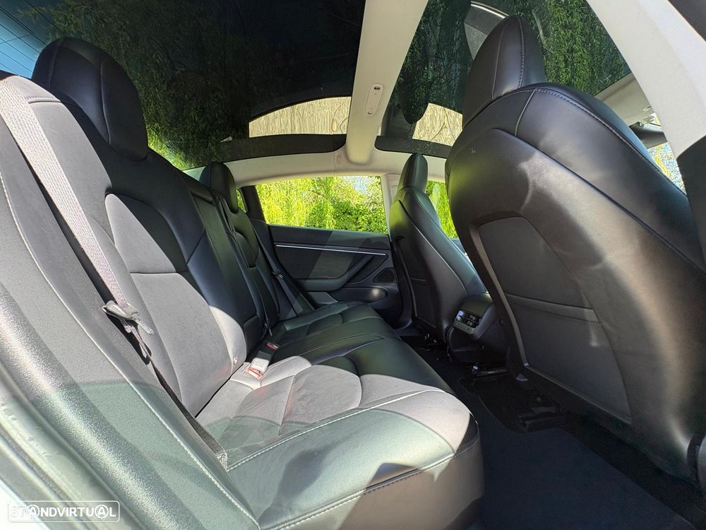 Tesla Model 3 Standard Range Plus RWD - 14