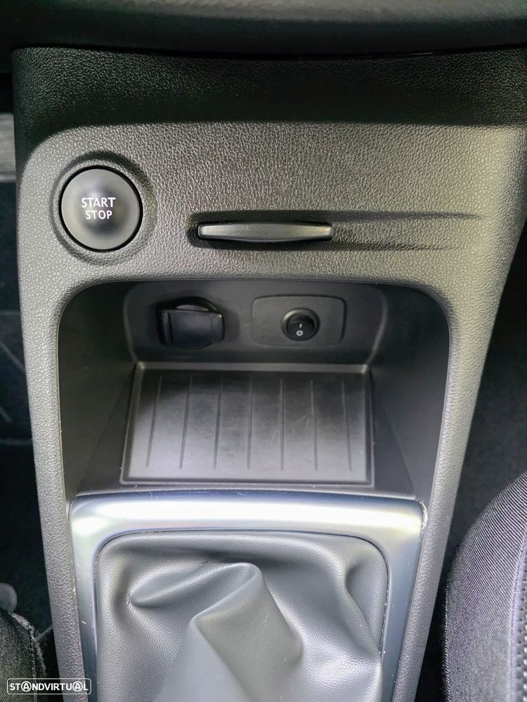 Renault Captur 0.9 TCE Exclusive - 36