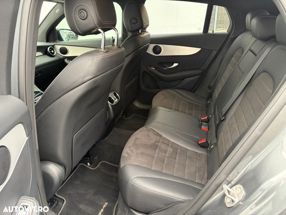 Mercedes-Benz GLC Coupe 300 e 4Matic 9G-TRONIC AMG Line - 17