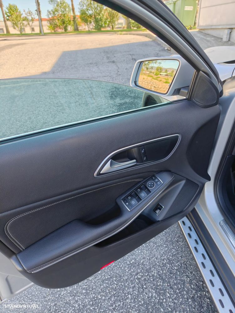 Mercedes-Benz GLA 180 - 14