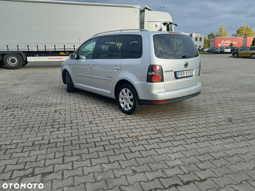 Volkswagen Touran 1.9 TDI Welcome - 4