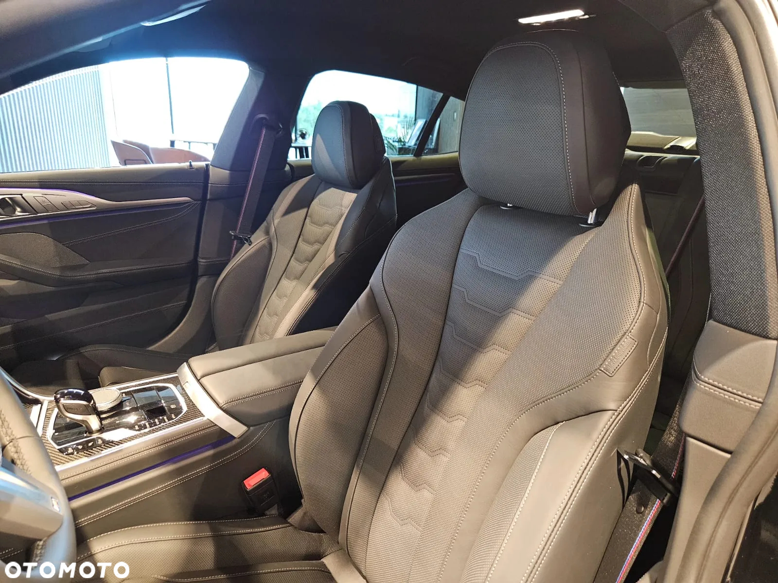 BMW Seria 8 840i xDrive - 11