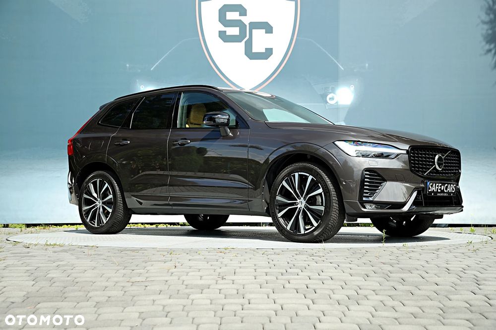 Volvo XC 60 B5 D AWD Ultimate Bright - 13