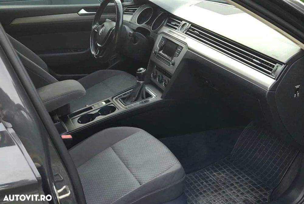 Volkswagen Passat - 5
