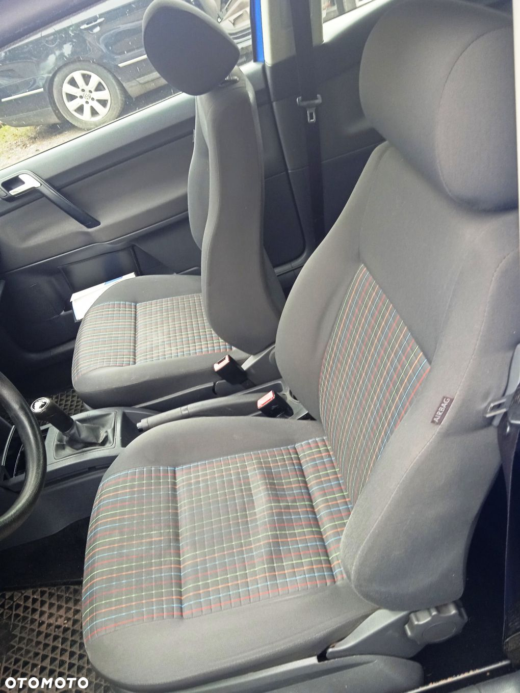 Na części VW Polo IV Lift 3D 9N3 lakier LA5F silnik BBM skrzynia JHN - 8